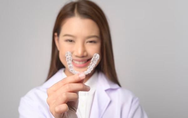 Clear Aligners and Invisible Aligners and Transparent Aligners